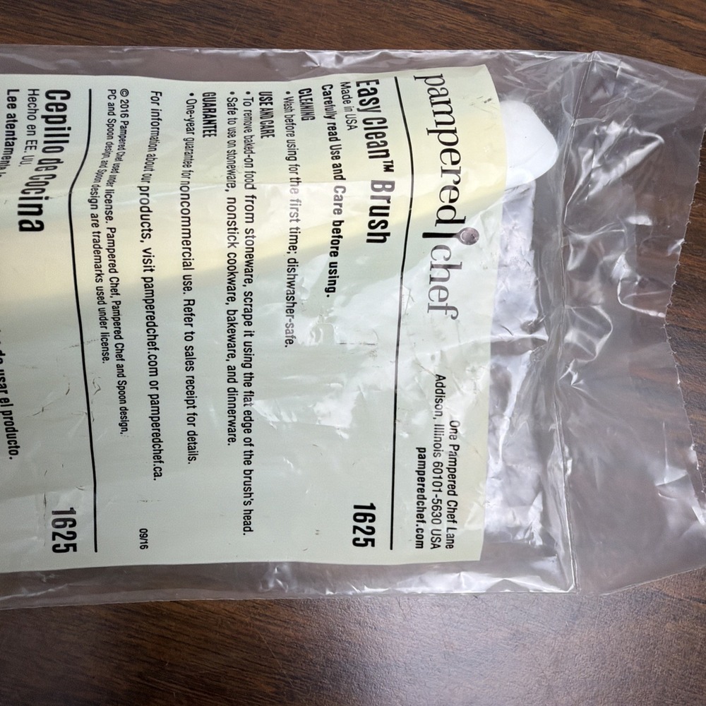 Vintage Pampered Chef Easy Clean Kitchen Brush #1625 NEW In Package HTF Retired - Picture 4 of 4